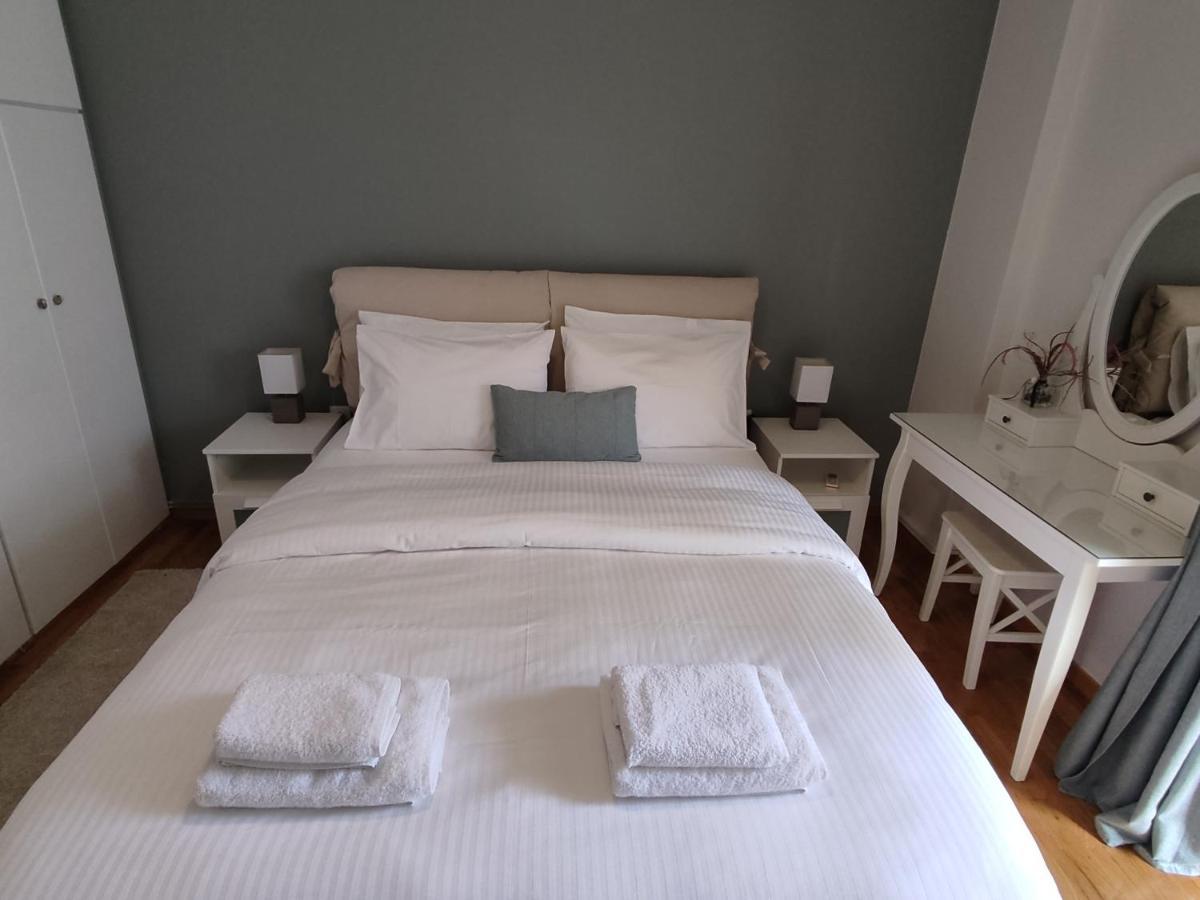 Central & Comfortable, 70M² Apt In Neos Kosmos Athens Ngoại thất bức ảnh